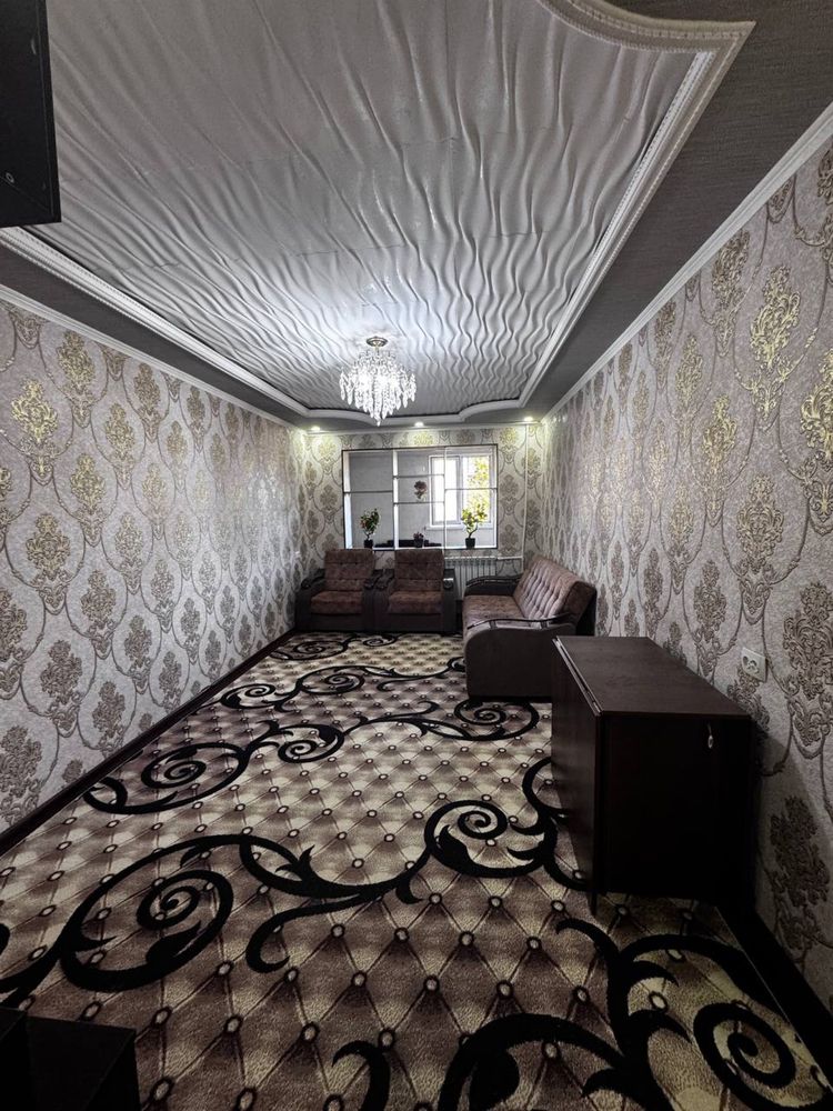 Срочно продается 2х ком.кв 8м.район