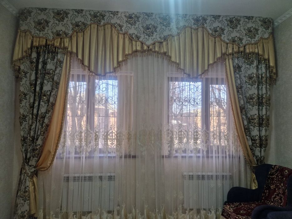Штор с тюлью и карниз