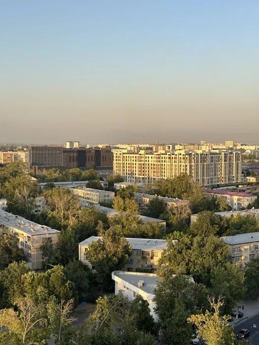 ЖК Парламент квартира 1-х комнатная состояние коробка. Юнусабад 6-кв.