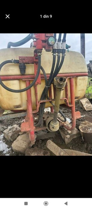 Vând sămănătoare mecanica porumb și pompa de erbicidat