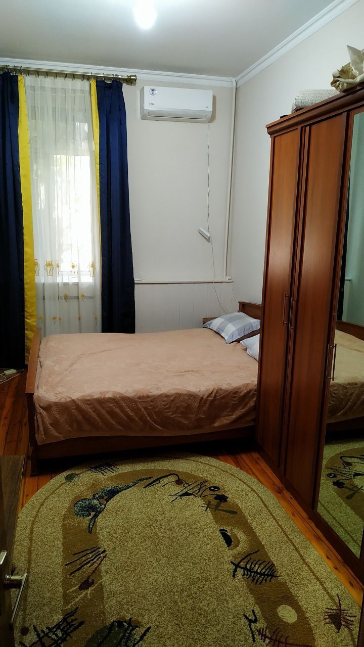 Продам 2 комнатную,Парк Бабура,Ракат махалля