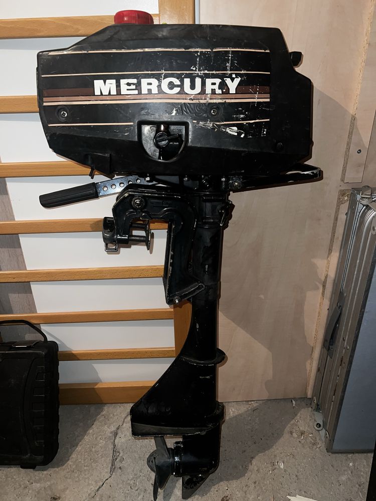 Извънбордови двигател Mercury 2.2