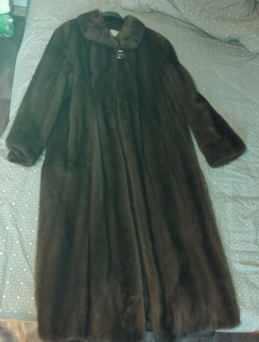 Продам норковую шубу