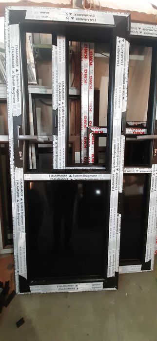 Tamplarie pvc SALAMANDER(ferestre si usi)