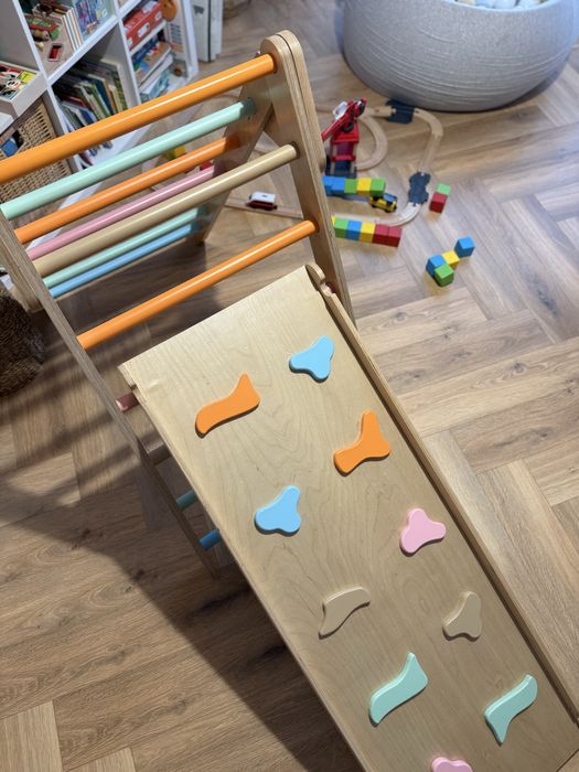 Triunghi pikler wooden magic Nou