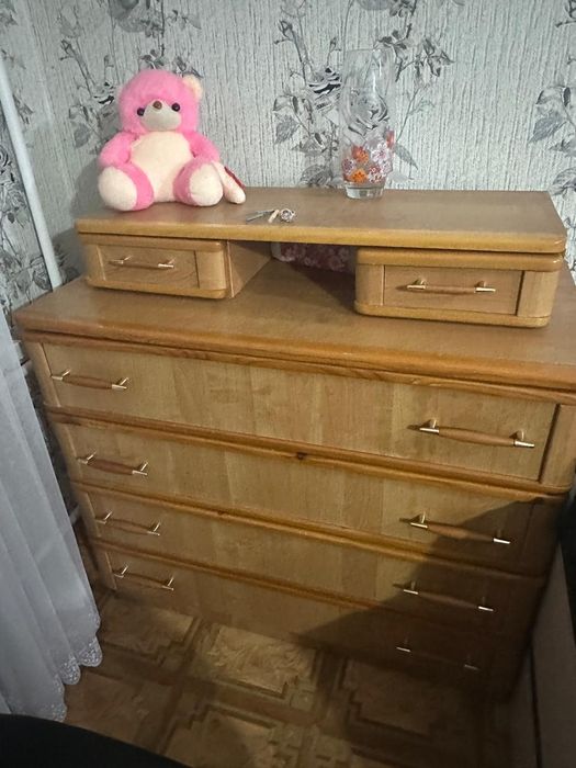 Мебель для спальни и для кухни