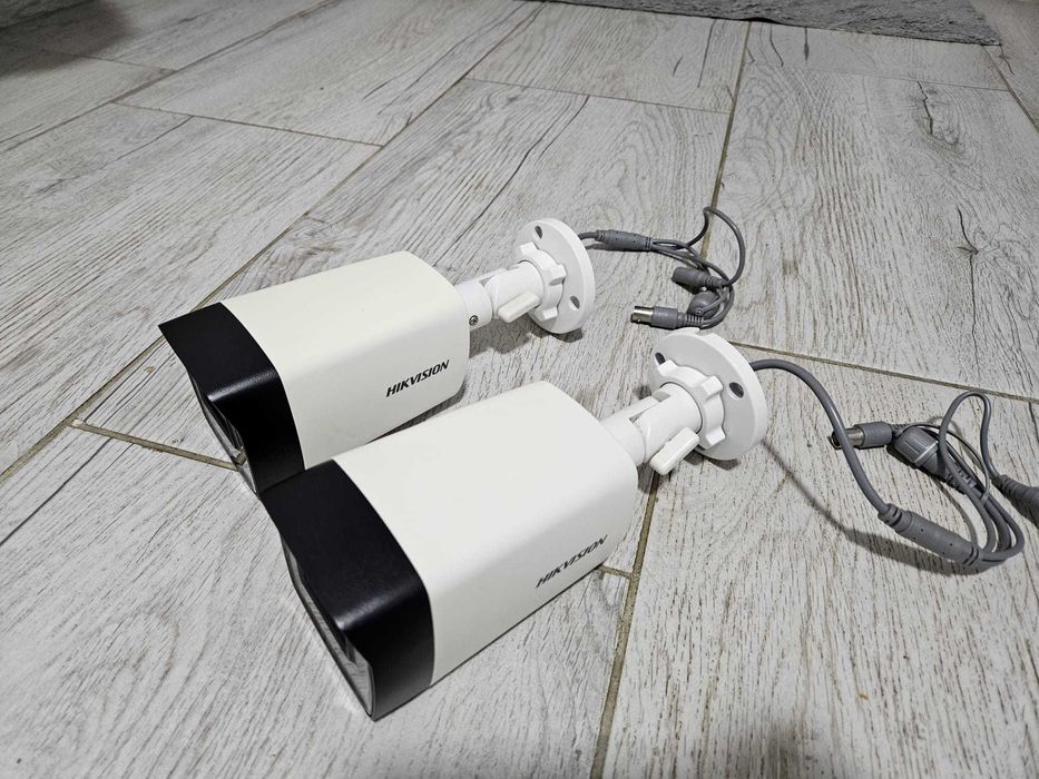 Camere supraveghere video profesionale Hikvision  5 MP