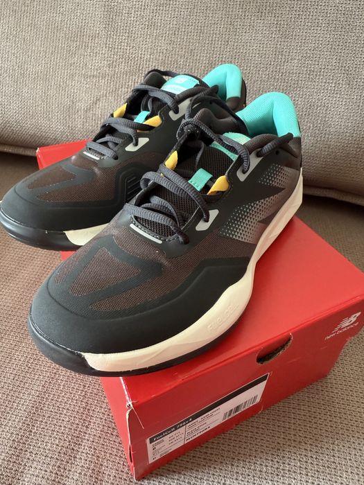 Теннисные кроссовки new balance