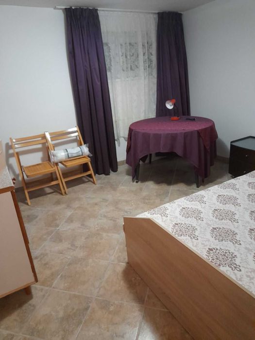 Дава се под наем Едностаен апартамент в Бургас, Център - 30 кв.м за 89.25 € - Снимка #3