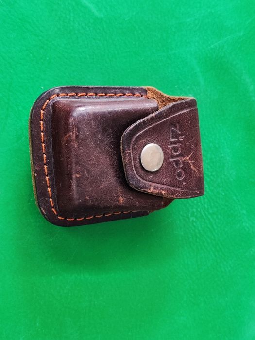 Кожен калъф за запалка zippo