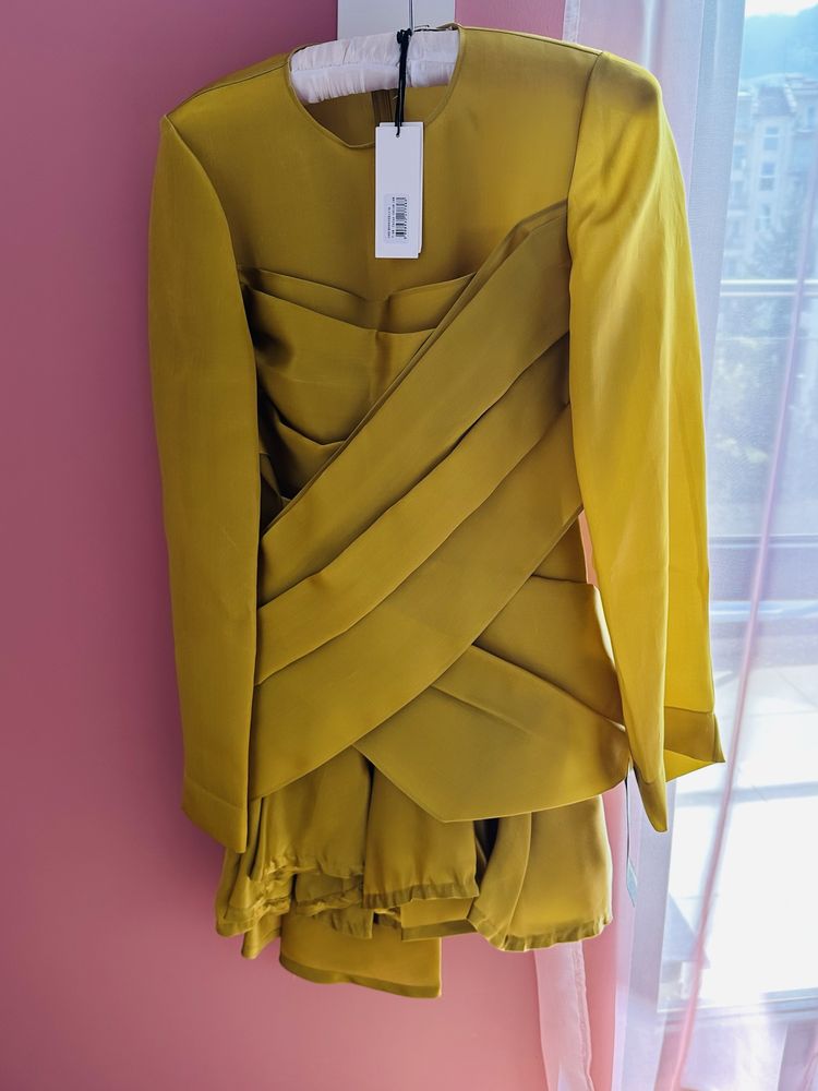 Абитуриентска рокля Nina Ricci, за бал и повод