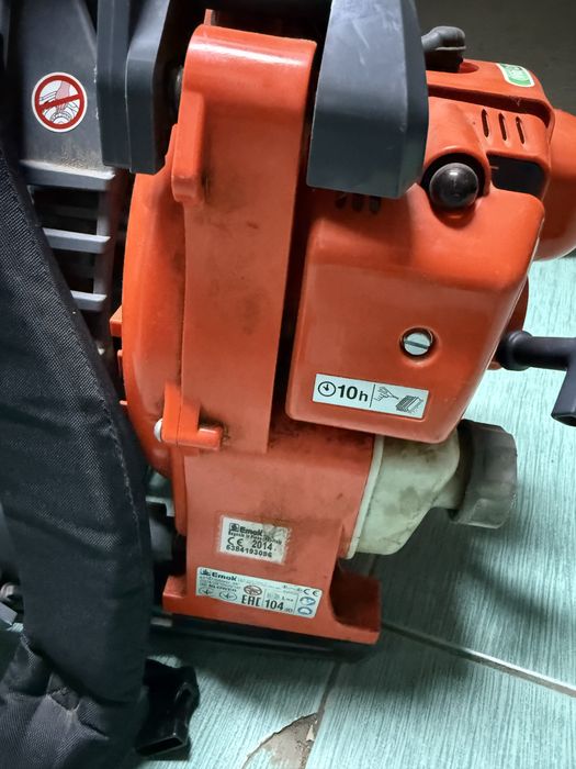 Suflanta de frunze oleo-mac bv270 bo