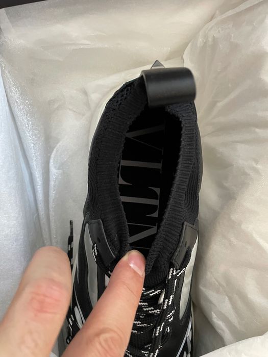 Оригинални обувки Valentino