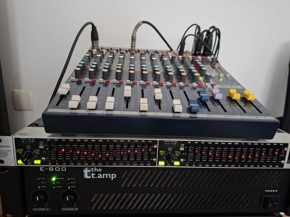 Vand mixer soundcraft amplificator the amp equalizer behringer