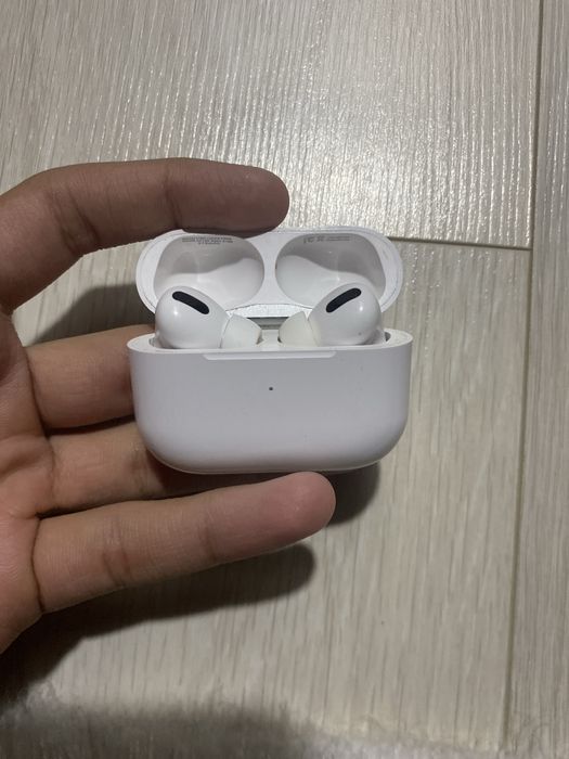 Airpods pro2 ,,,