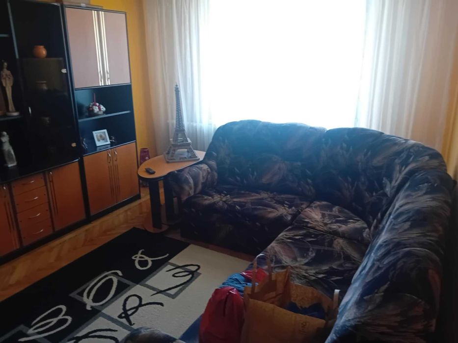 Ap 3 Cam Precista 70mp decomandat bloc nou mobilat utilat et 4 pod