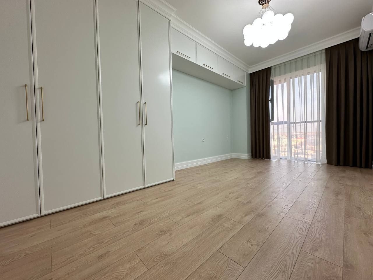 Продается 3х ком квартира, ЖК Akay City, ор-р: Х.Алимджан, 117 м²