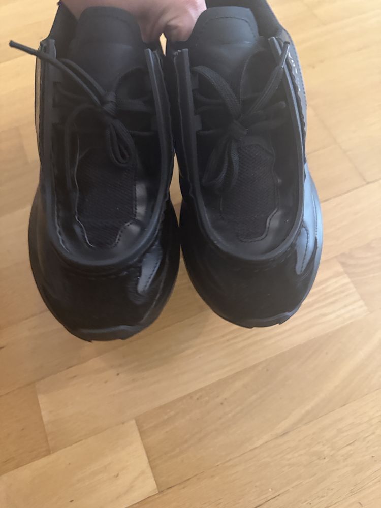 Prada - adidasi (system sneakers)