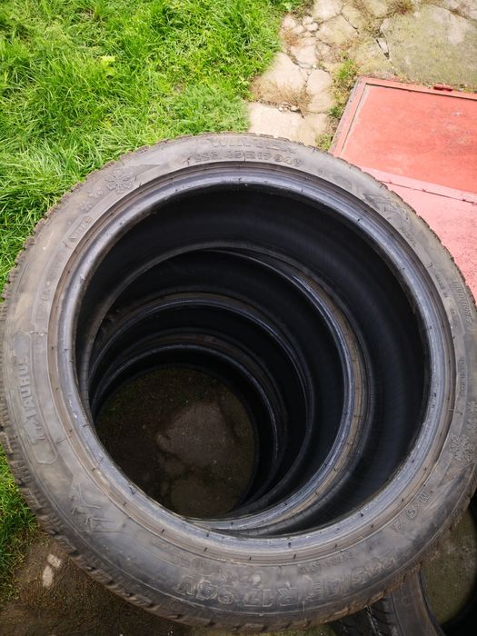 Anvelope iarna Taurus 225 45 r17 Dot 22 / 920lei setul