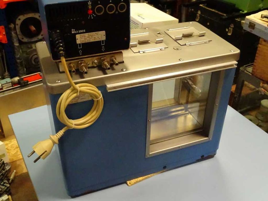 лабораторна маслена вана с темпериращ модул SCHOTT-GERATE CT42, CT1450