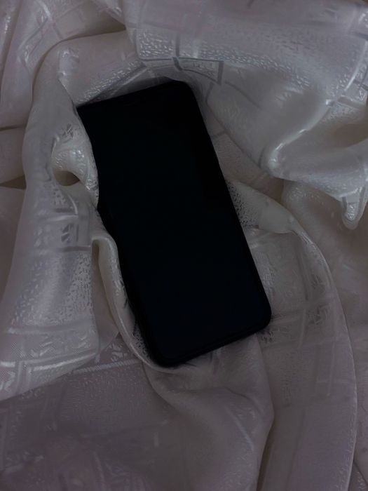 Продам телефон iphone X