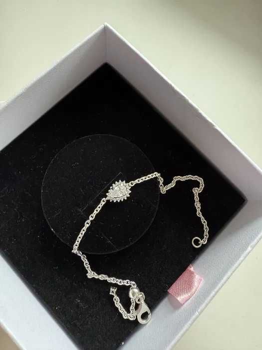 Гривна Пандора|Pandora