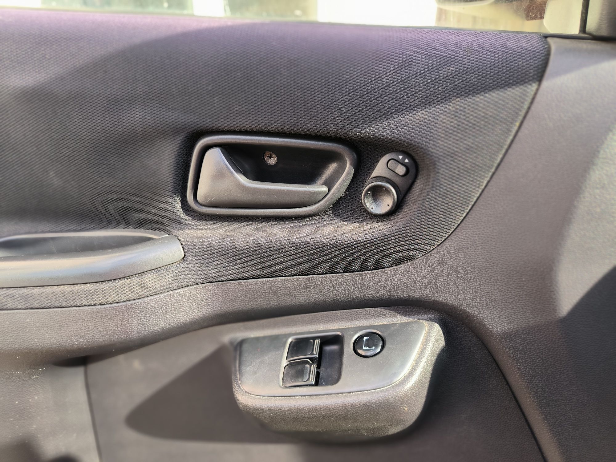 Suzuki Ignis 2003