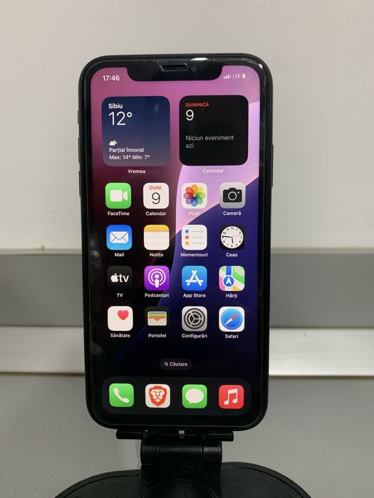 iPhone XR 3GB RAM/64GB