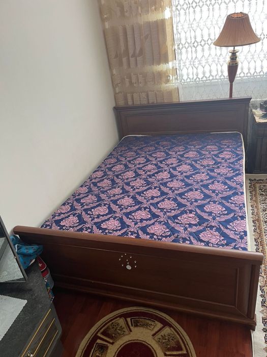 Кровать двухспальная