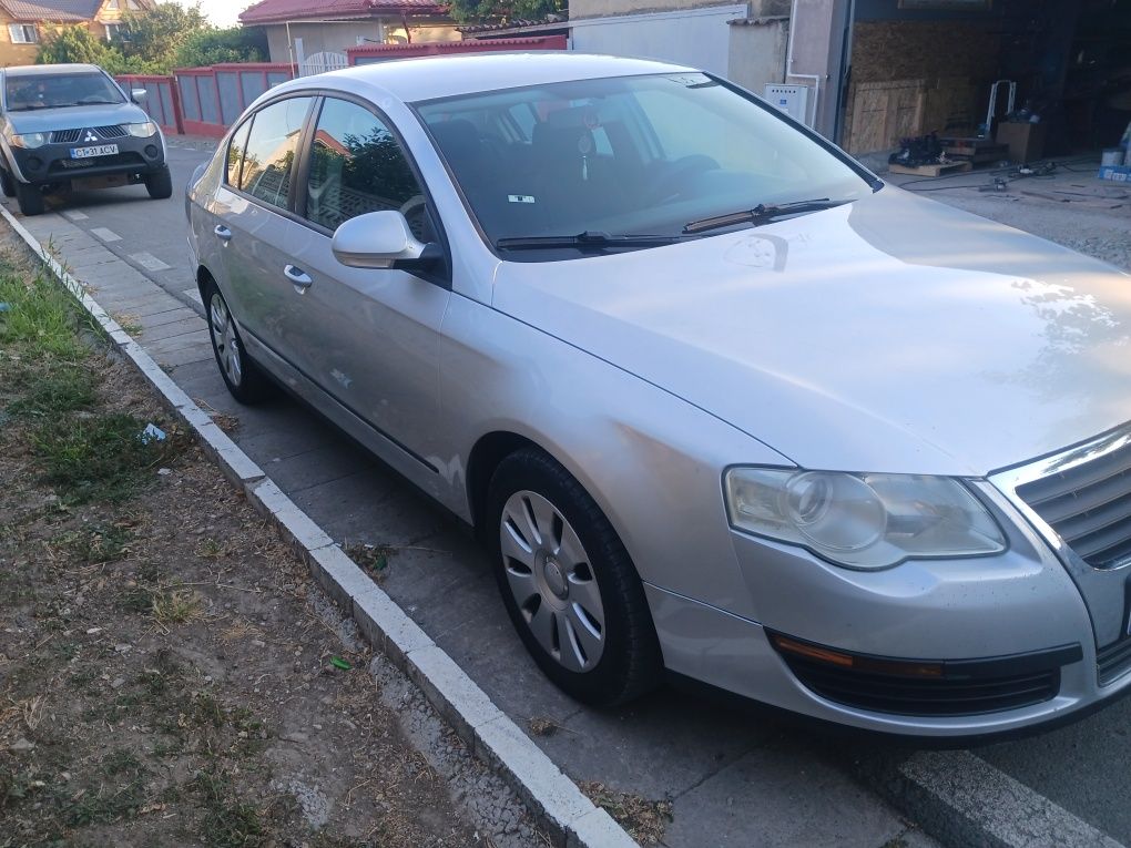 Vând Passat al 2 lea proprietar
