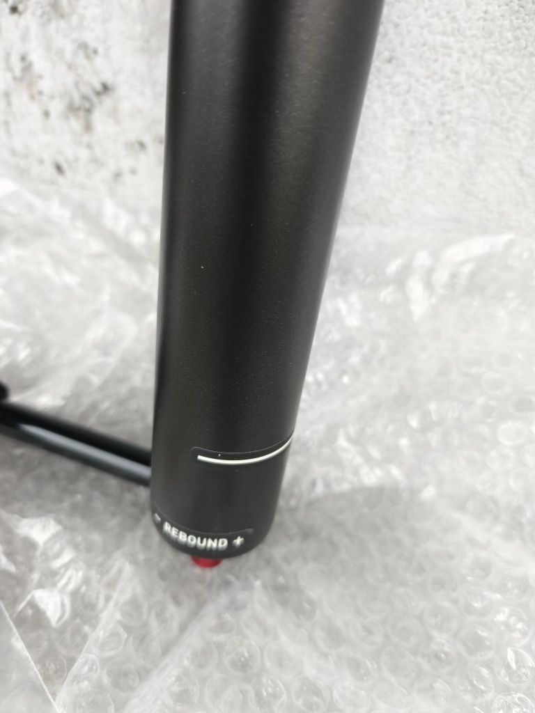 Ендуро Вилка Формула ThirtyFive -29" Air 140mm 15x100 mm Tapered. ново