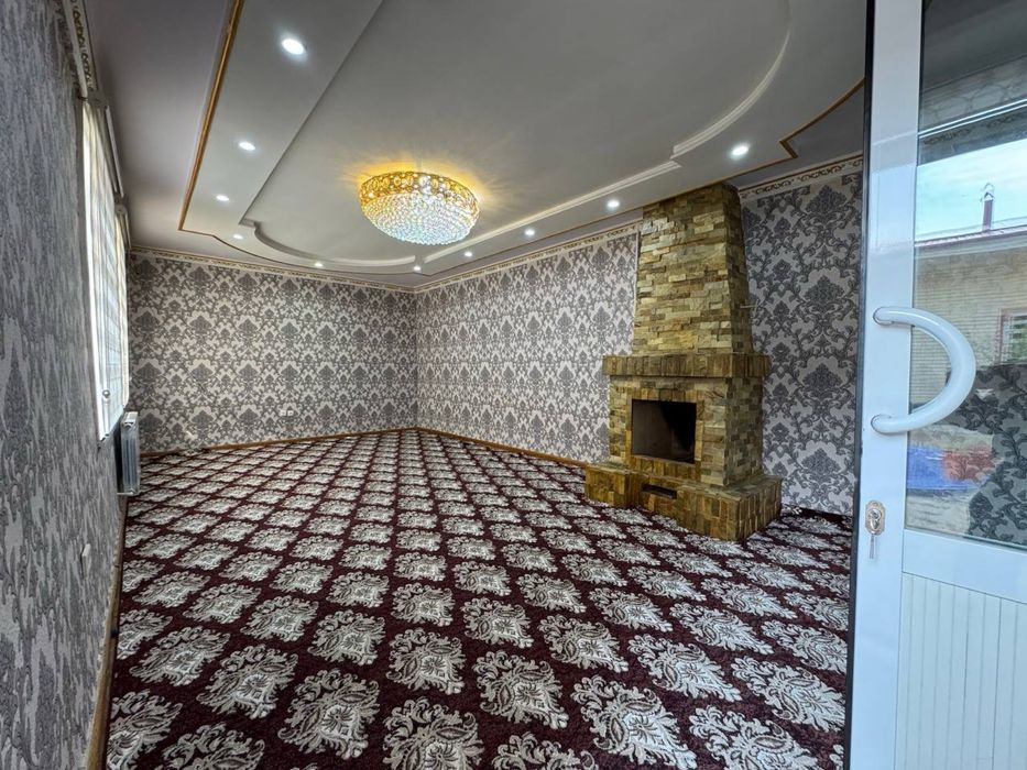 Бадамзар 6 комн 3,5 сотик еуродом