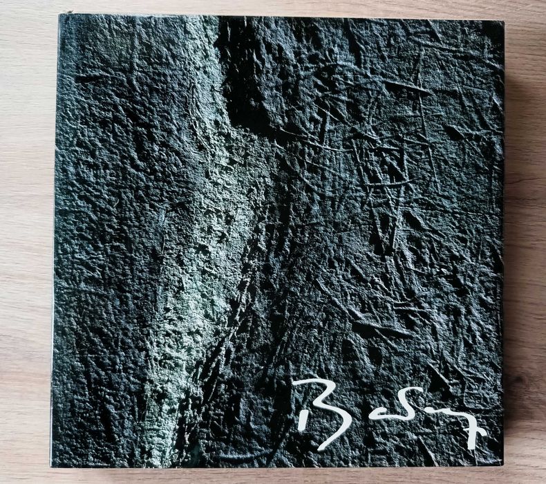 Батуз: изкуство в хартия