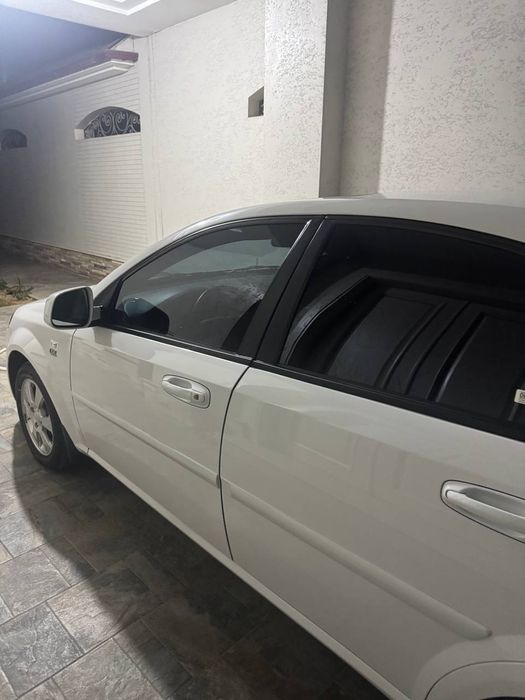 Lacetti Gentra 2023