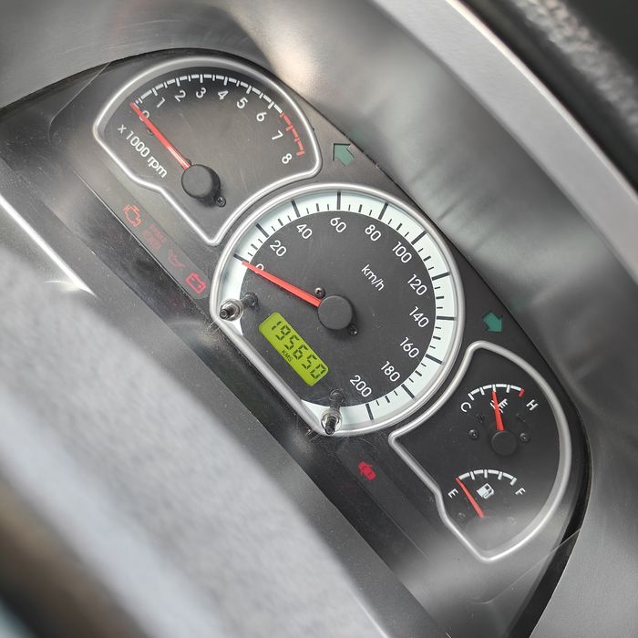 Nexia 1,6 л 2010 с кондиционером