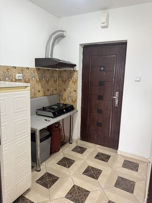 Inchiriez garsoniera in Tecuci, str. Bradului 750 lei/luna