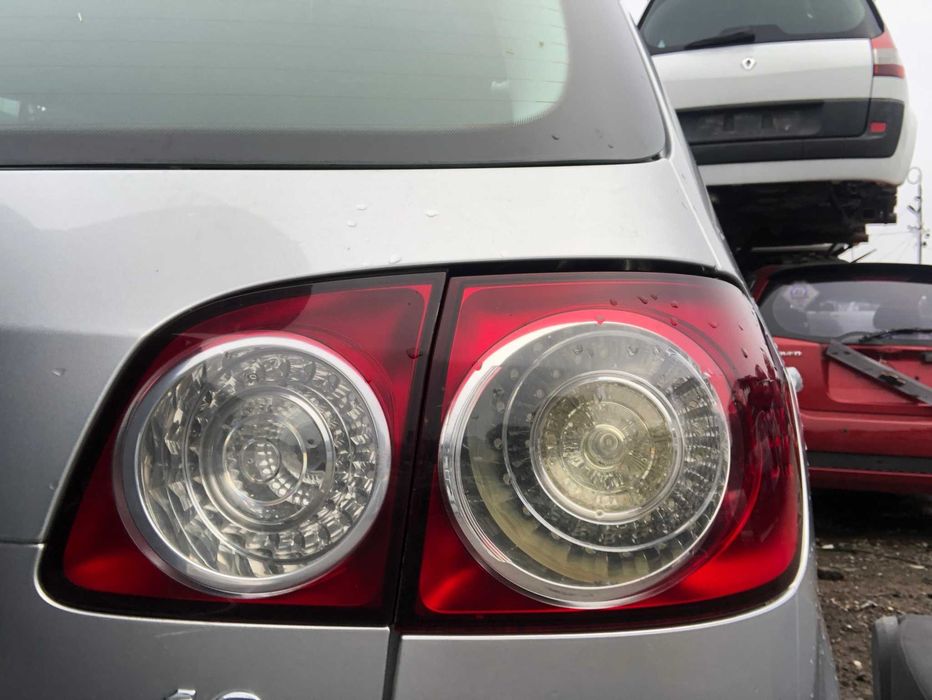 Dezmembrez Volkswagen Golf 5 Plus 1.6 B an 2007 cod motor BSE