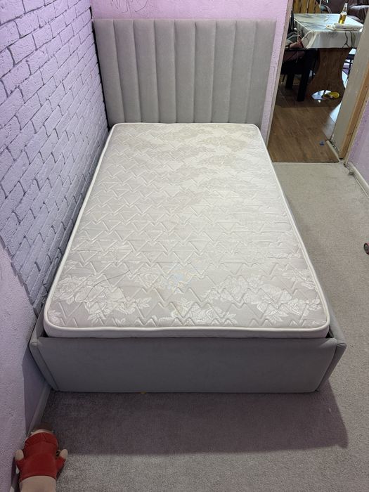 Кровать односпальная