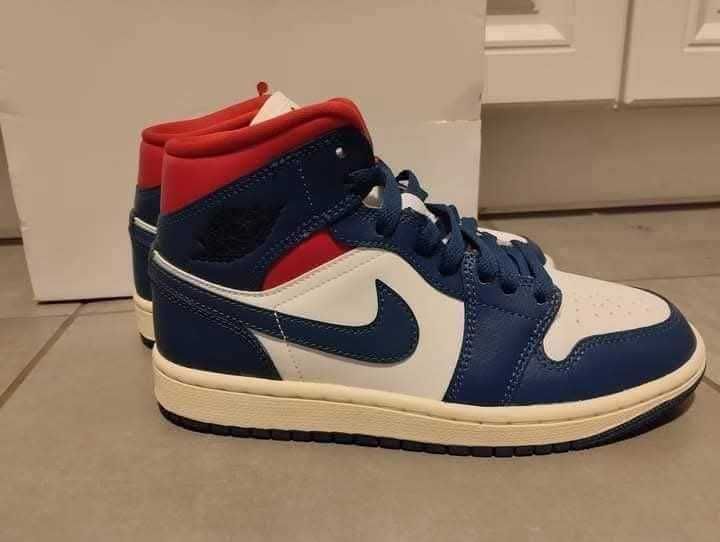 139 лв!!Nike Jordan 1 Mid нови с фабрична кутия. Номер 36.5.