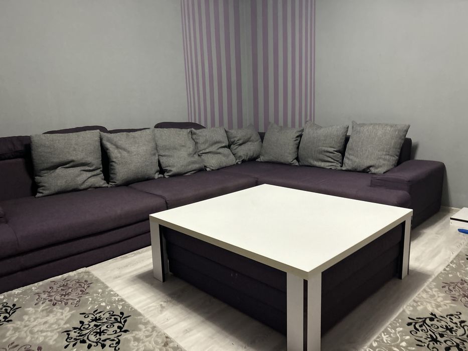 Coltar si masuta pentru living