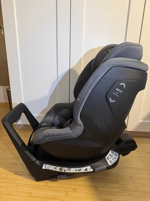 Axkid Стол за кола Spinkid (0-18 кг.)