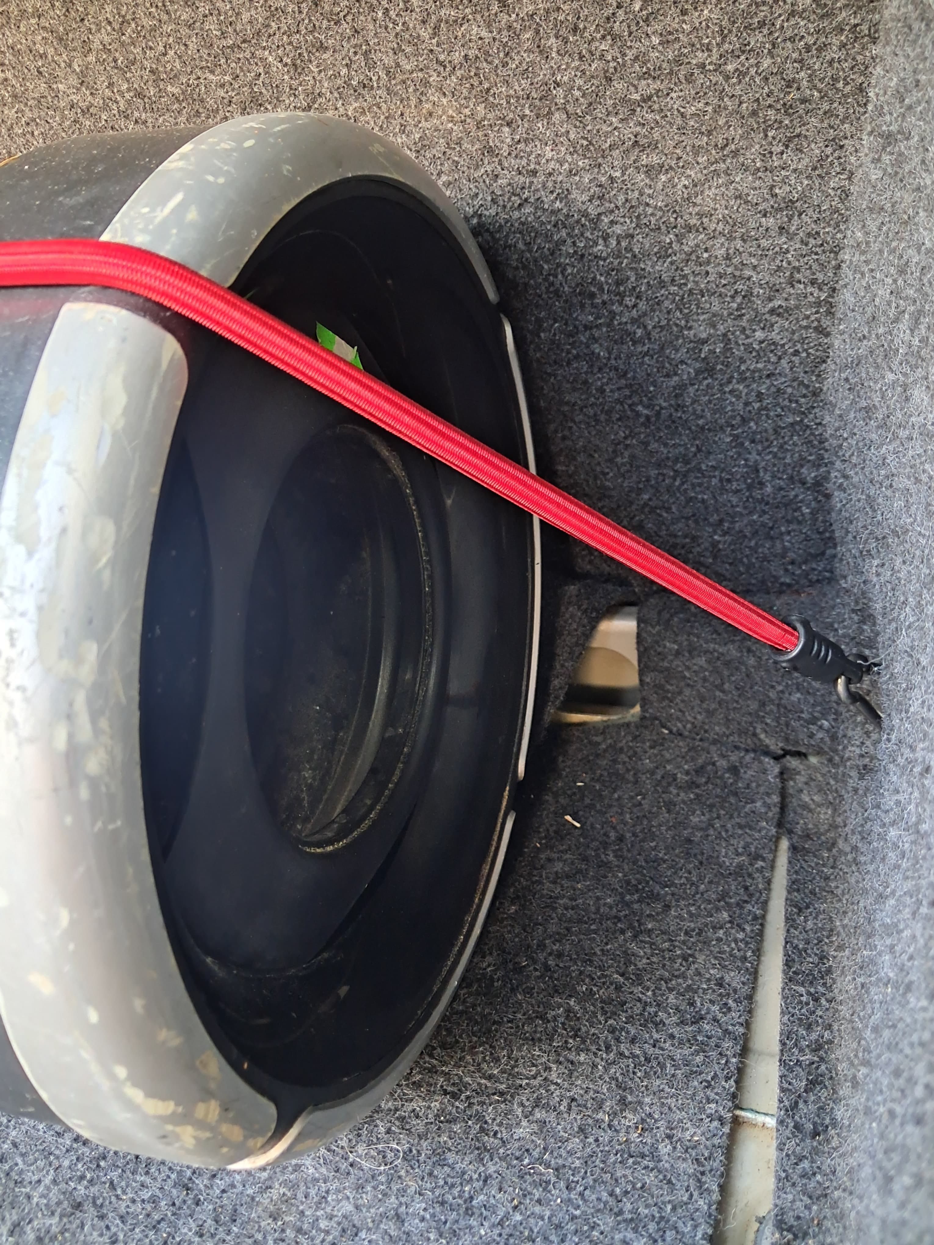 Subwoofer +amplificator auto