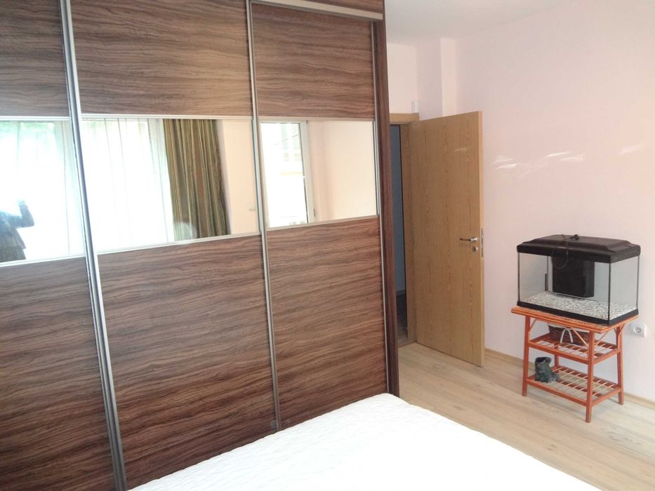 Уютен тристаен апартамент под наем в Яворов