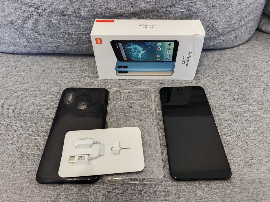 Телефон Xiaomi Mi A2 в добро състояние