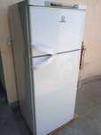 Продам холодильник InDesit