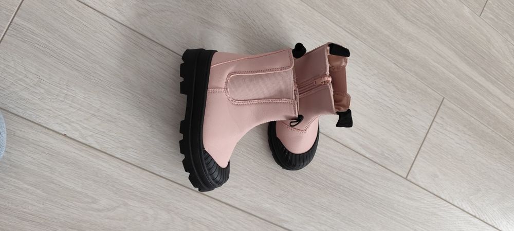 Ghete fetite noi mar 25