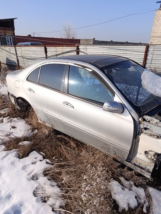 Запчасти Мерседес w211