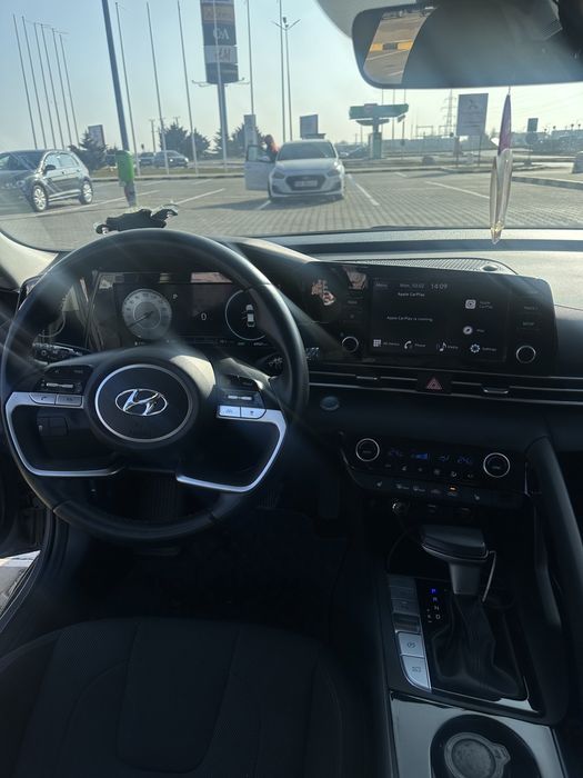 Vand Hyundai Elantra 2022