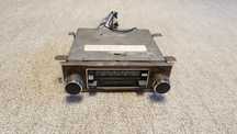 Radio-casetofon vintage pentru masina Harry Moss 347