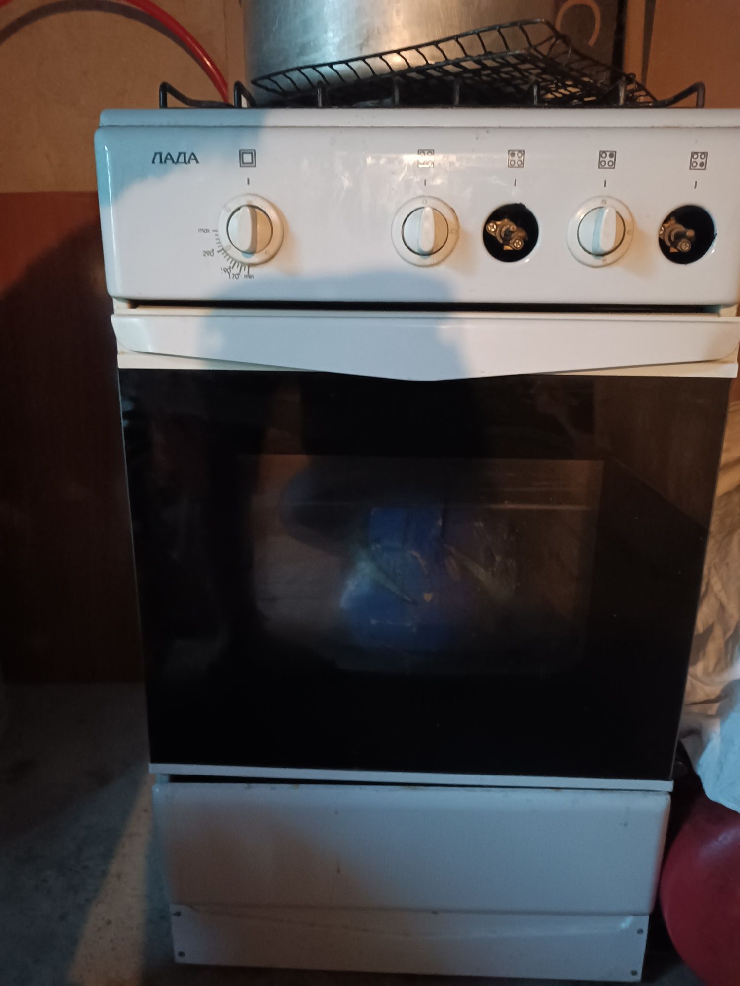 Продам газовую плиту